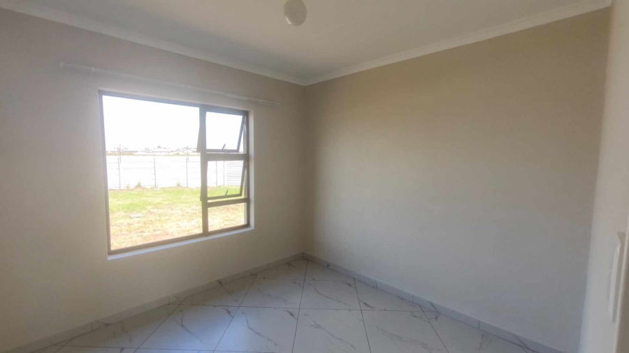 4 Bedroom Property for Sale in Buhle Park Gauteng