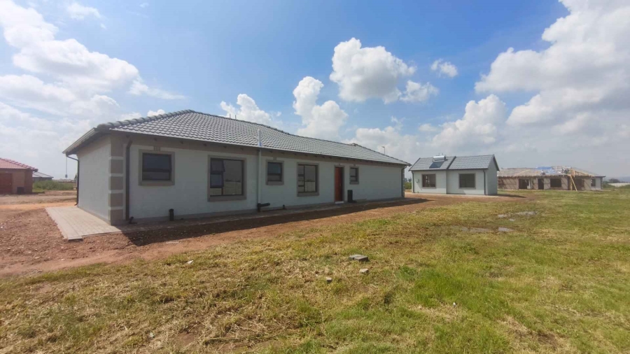 4 Bedroom Property for Sale in Buhle Park Gauteng