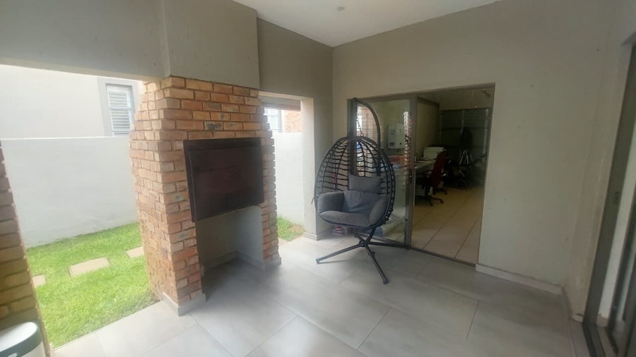 3 Bedroom Property for Sale in Meyersdal Gauteng