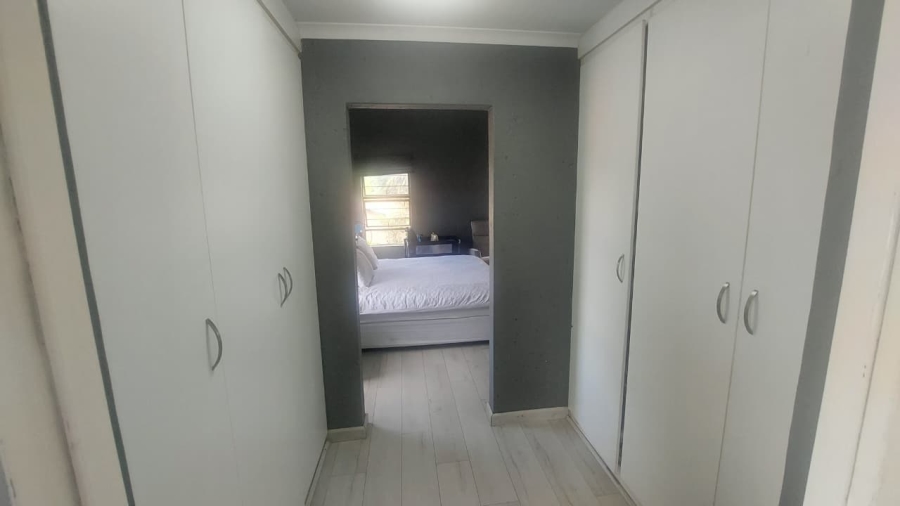 3 Bedroom Property for Sale in Meyersdal Gauteng