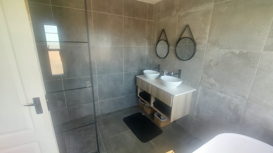 3 Bedroom Property for Sale in Meyersdal Gauteng