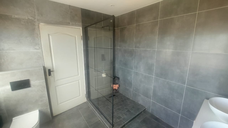 3 Bedroom Property for Sale in Meyersdal Gauteng
