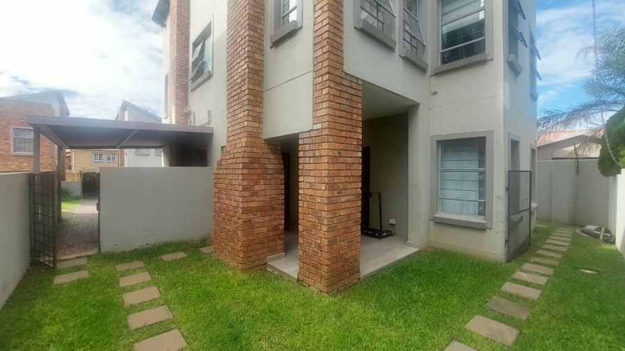 3 Bedroom Property for Sale in Meyersdal Gauteng