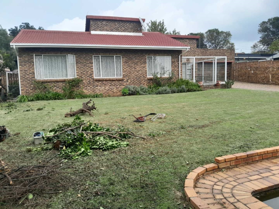 3 Bedroom Property for Sale in Elandspark Gauteng