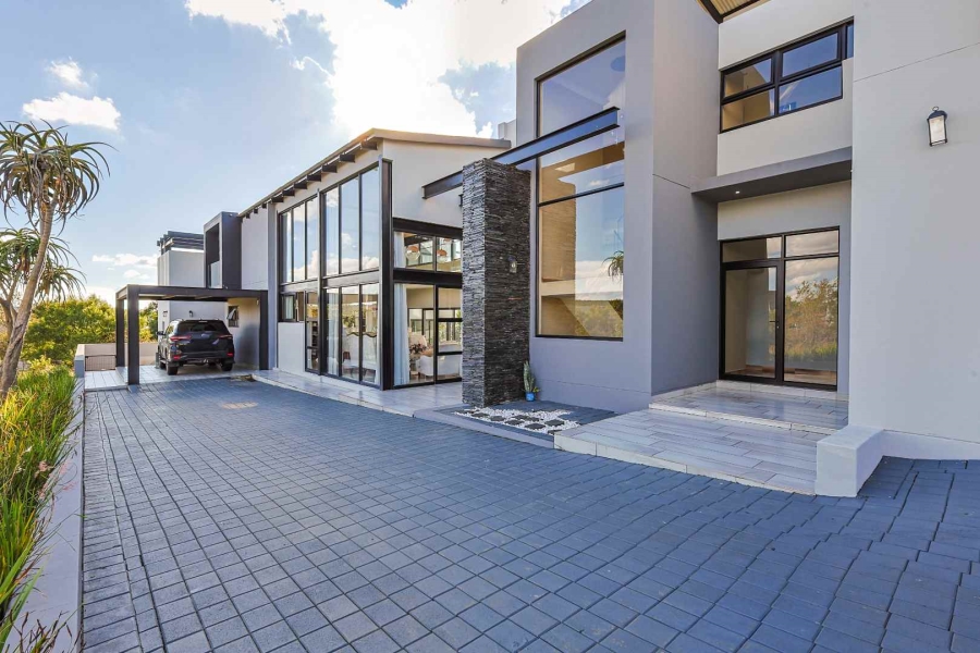 8 Bedroom Property for Sale in The Hills Game Reserve Estate Gauteng