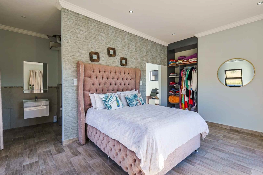 8 Bedroom Property for Sale in The Hills Game Reserve Estate Gauteng