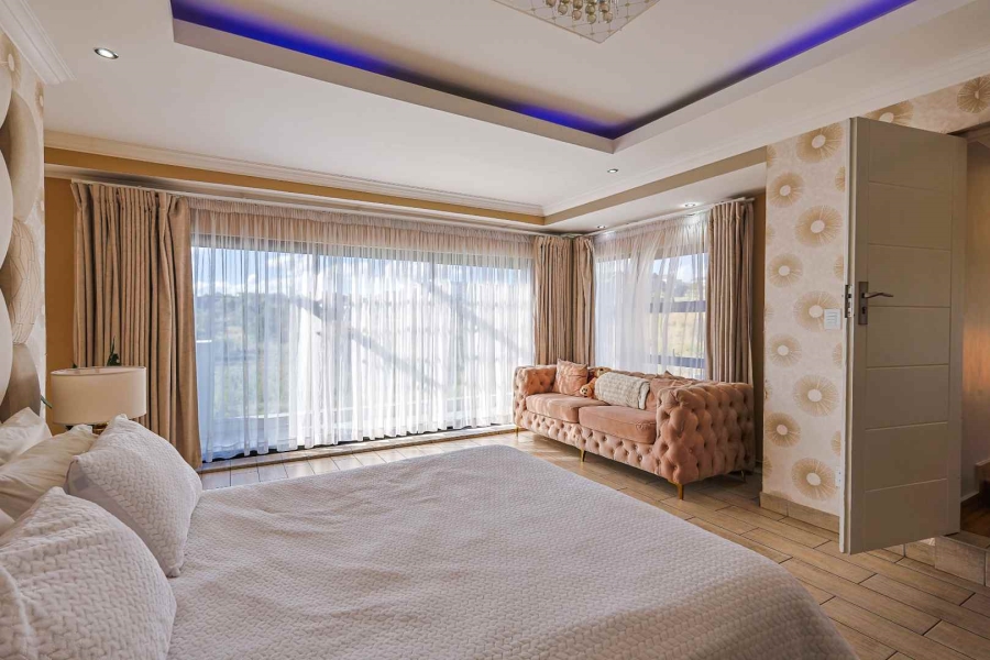 8 Bedroom Property for Sale in The Hills Game Reserve Estate Gauteng