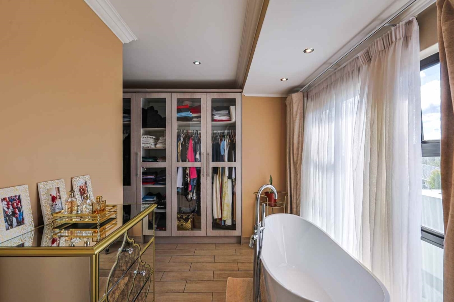 8 Bedroom Property for Sale in The Hills Game Reserve Estate Gauteng