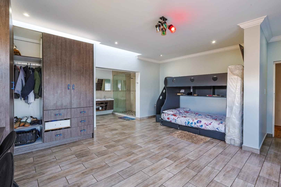 8 Bedroom Property for Sale in The Hills Game Reserve Estate Gauteng