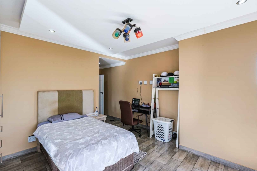 8 Bedroom Property for Sale in The Hills Game Reserve Estate Gauteng