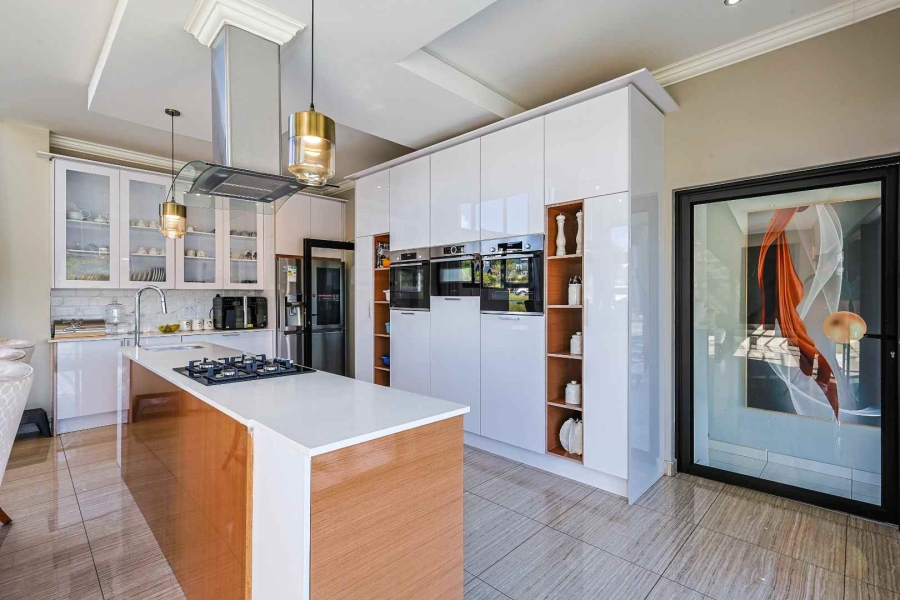8 Bedroom Property for Sale in The Hills Game Reserve Estate Gauteng