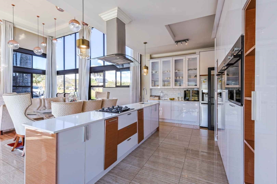 8 Bedroom Property for Sale in The Hills Game Reserve Estate Gauteng