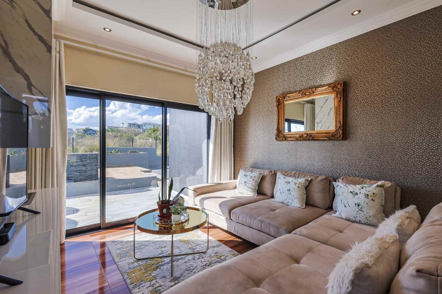 8 Bedroom Property for Sale in The Hills Game Reserve Estate Gauteng