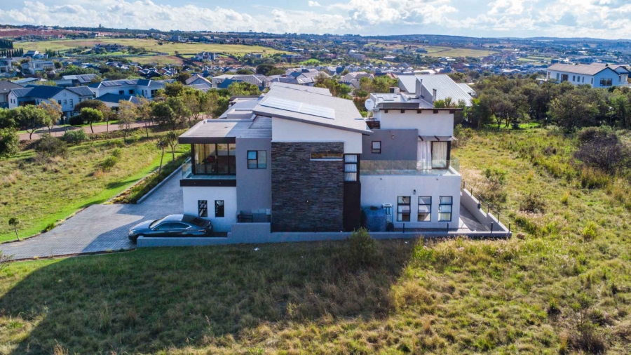 8 Bedroom Property for Sale in The Hills Game Reserve Estate Gauteng