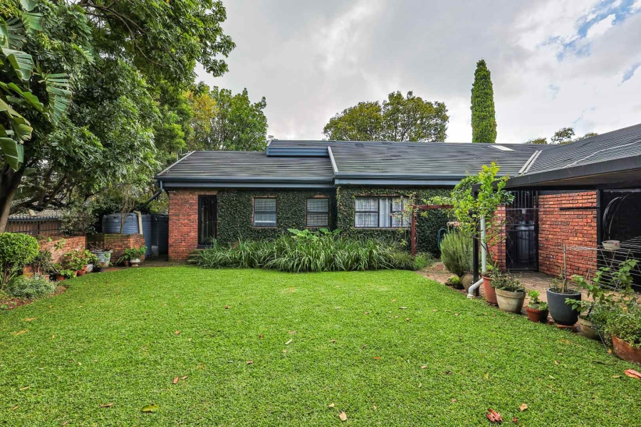 4 Bedroom Property for Sale in Erasmuskloof Gauteng