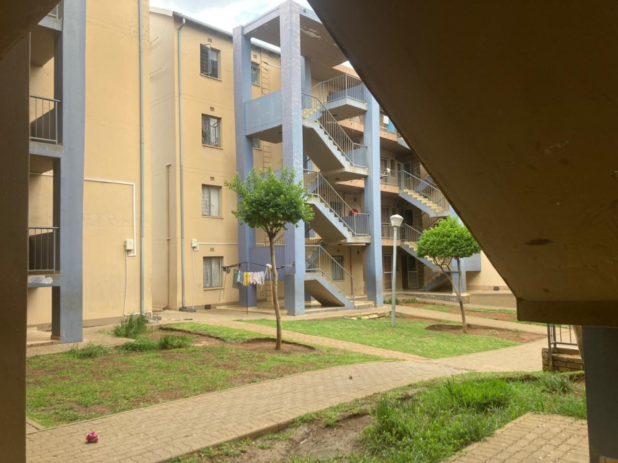 2 Bedroom Property for Sale in Jabulani Gauteng