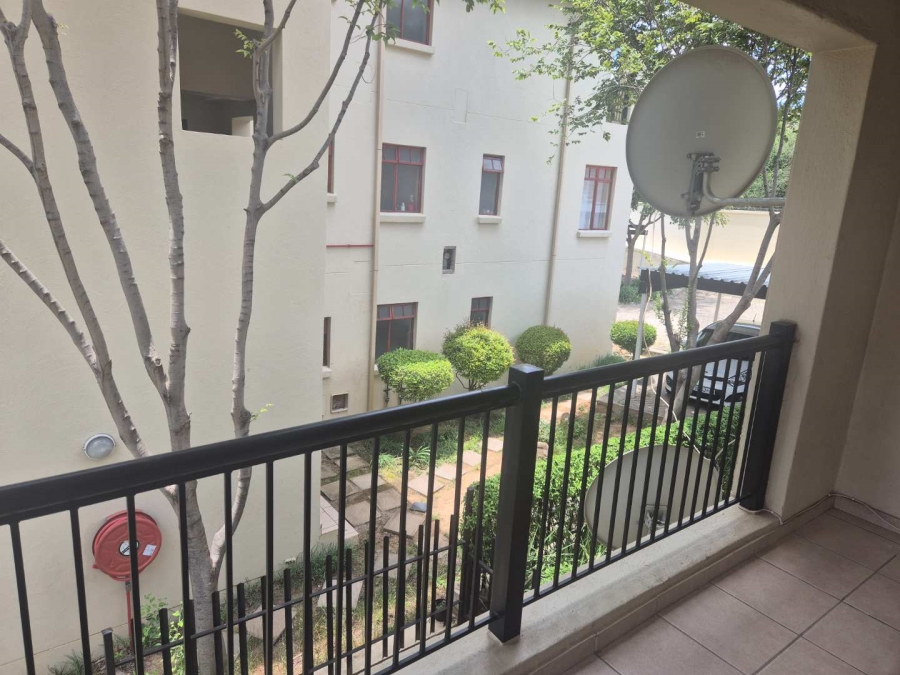 To Let 2 Bedroom Property for Rent in Paulshof Gauteng