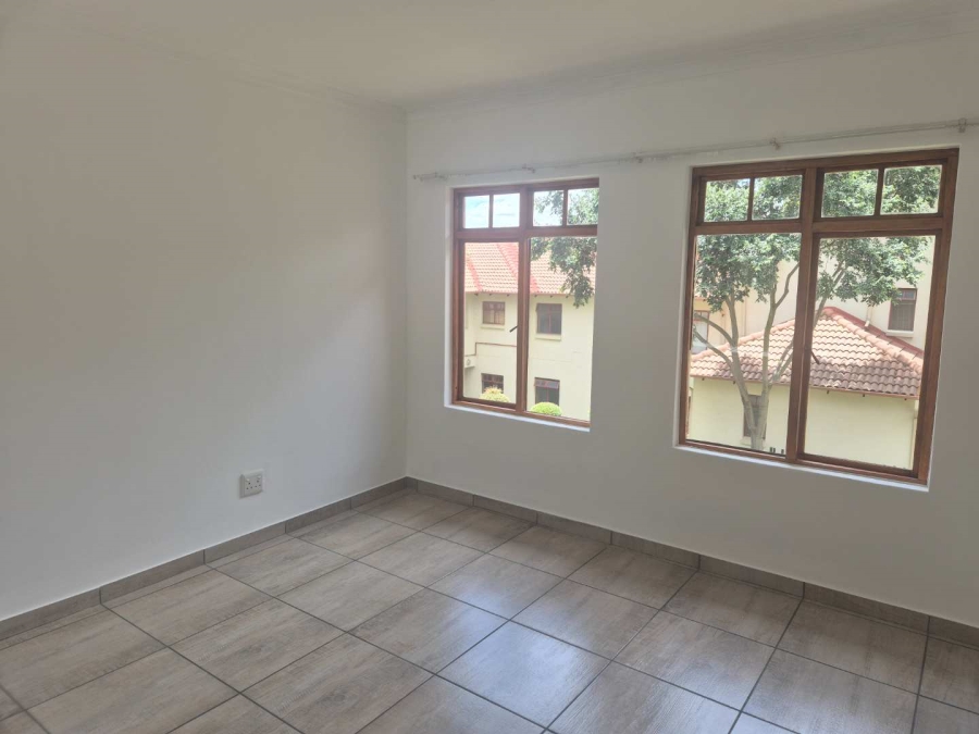 To Let 2 Bedroom Property for Rent in Paulshof Gauteng