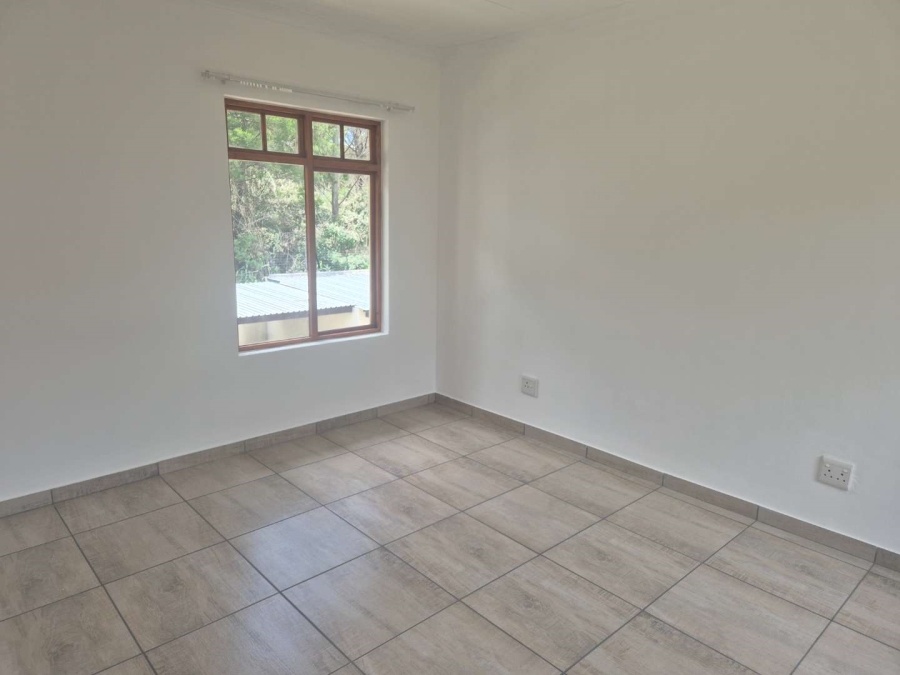 To Let 2 Bedroom Property for Rent in Paulshof Gauteng