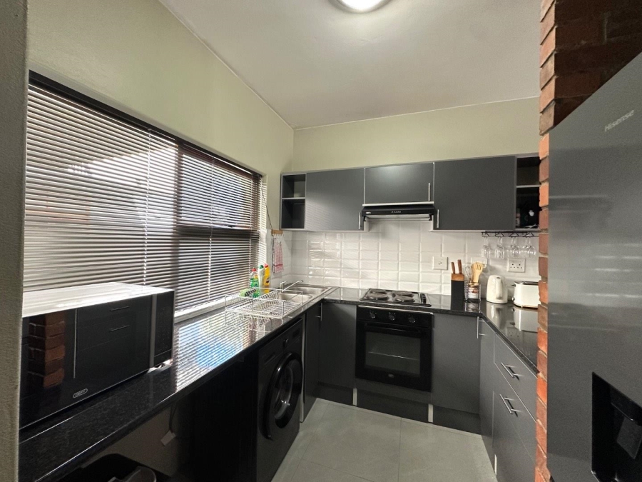 2 Bedroom Property for Sale in Midridge Park Gauteng