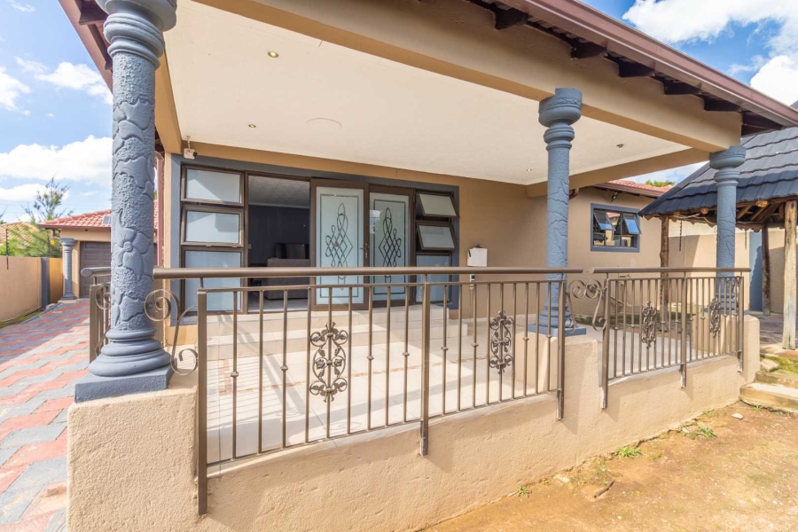 3 Bedroom Property for Sale in Cosmo City Gauteng