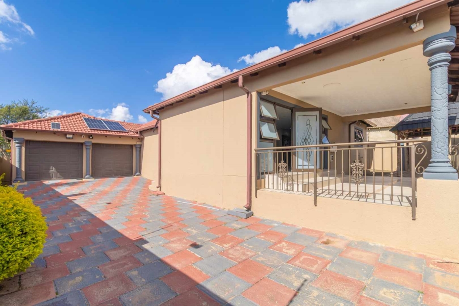 3 Bedroom Property for Sale in Cosmo City Gauteng