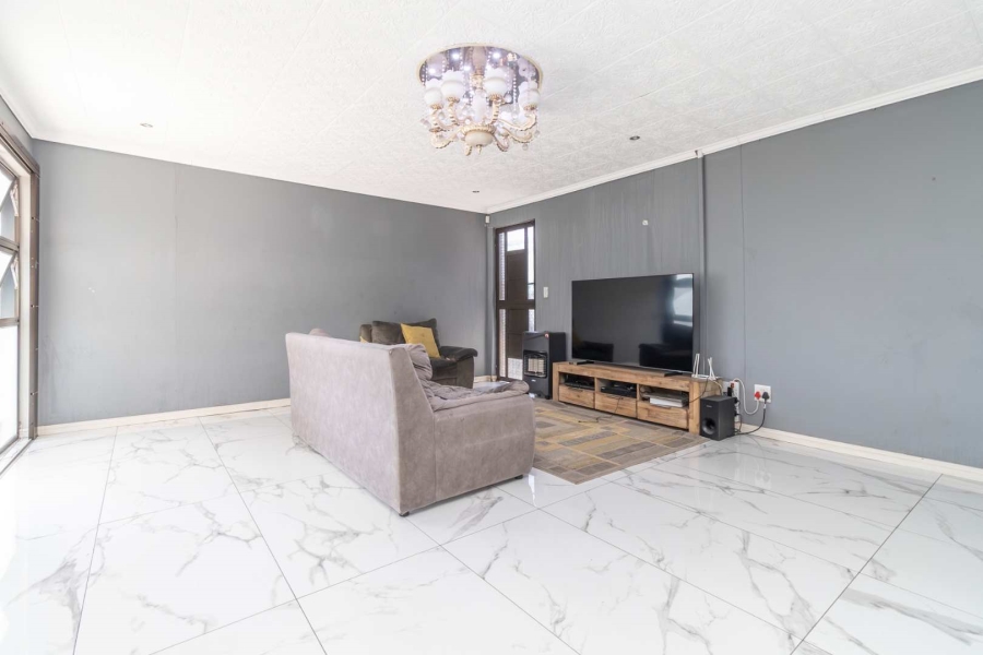 3 Bedroom Property for Sale in Cosmo City Gauteng
