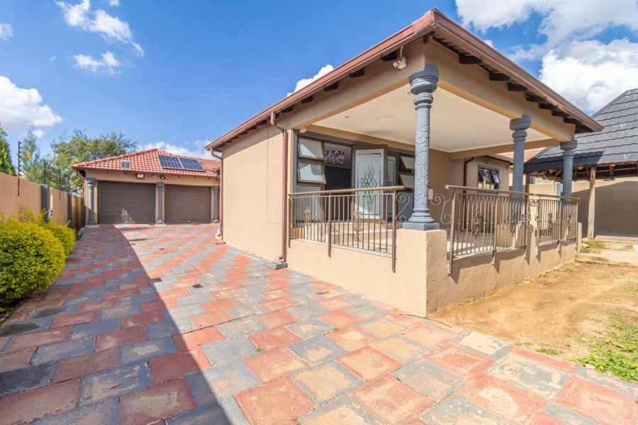 3 Bedroom Property for Sale in Cosmo City Gauteng