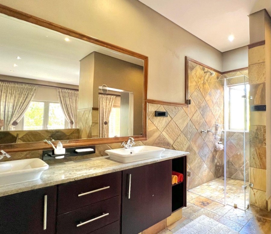 4 Bedroom Property for Sale in Midstream Estate Gauteng