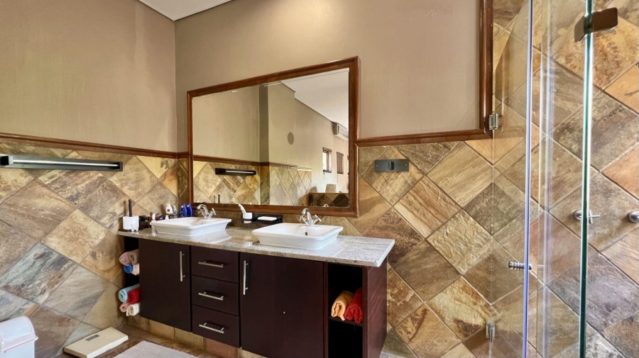 4 Bedroom Property for Sale in Midstream Estate Gauteng