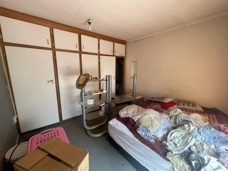 4 Bedroom Property for Sale in Glen Austin Gauteng