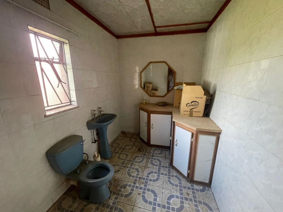 4 Bedroom Property for Sale in Glen Austin Gauteng