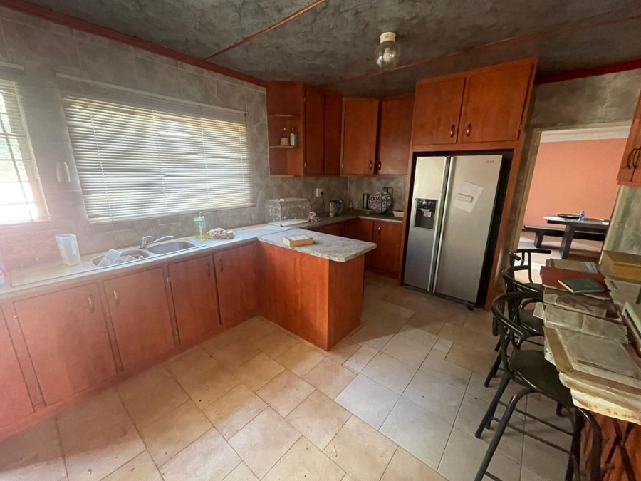 4 Bedroom Property for Sale in Glen Austin Gauteng