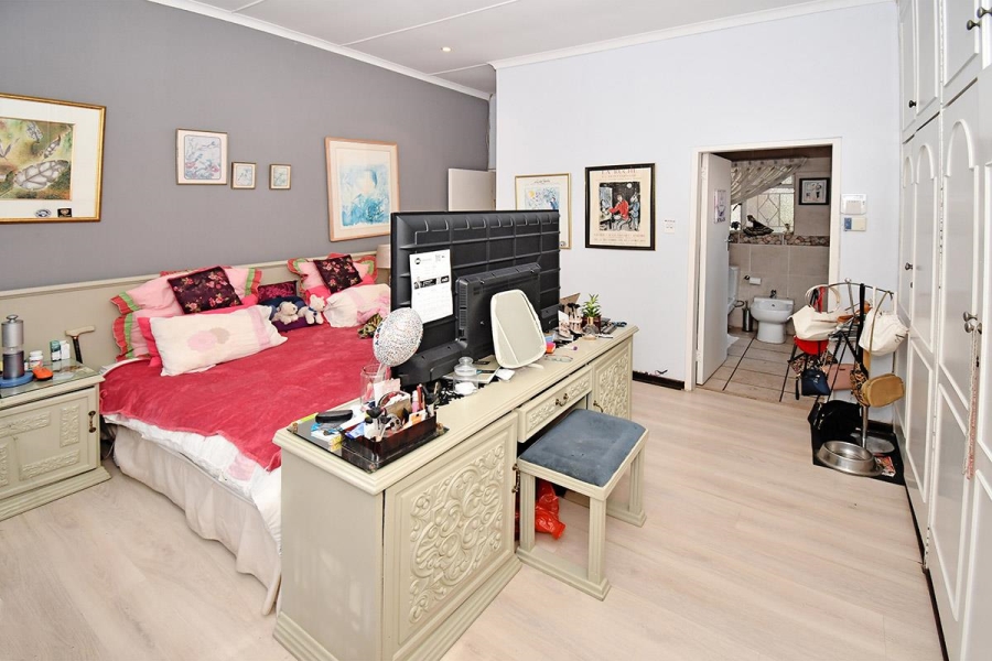 4 Bedroom Property for Sale in Rouxville Gauteng