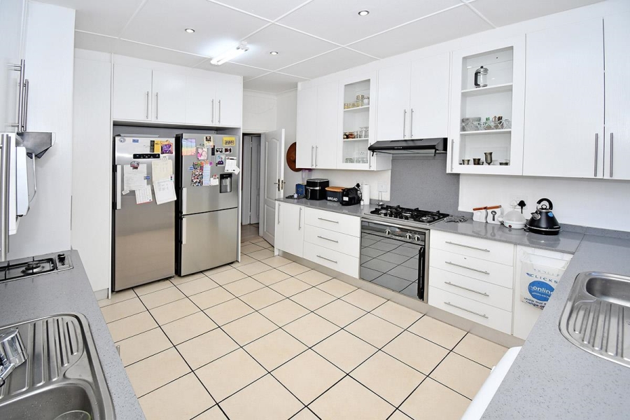 4 Bedroom Property for Sale in Rouxville Gauteng