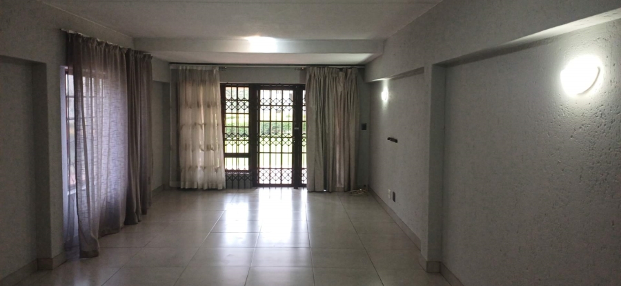 To Let 2 Bedroom Property for Rent in Sandown Gauteng