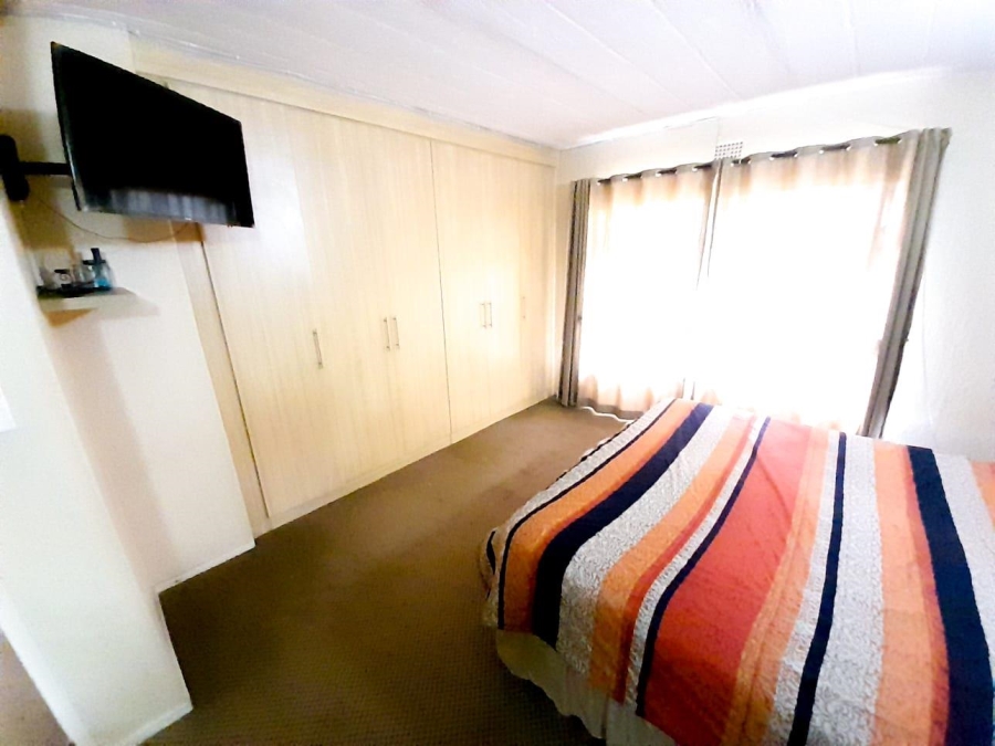 4 Bedroom Property for Sale in Buccleuch Gauteng