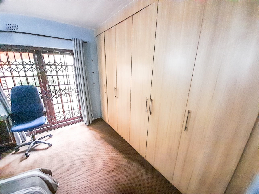 4 Bedroom Property for Sale in Buccleuch Gauteng