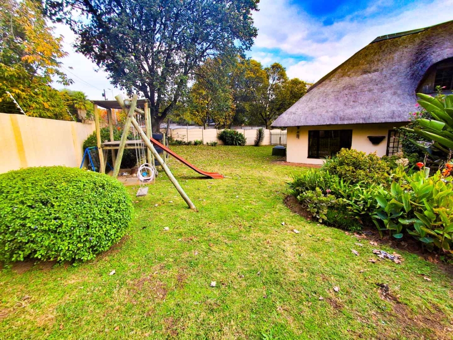 4 Bedroom Property for Sale in Buccleuch Gauteng