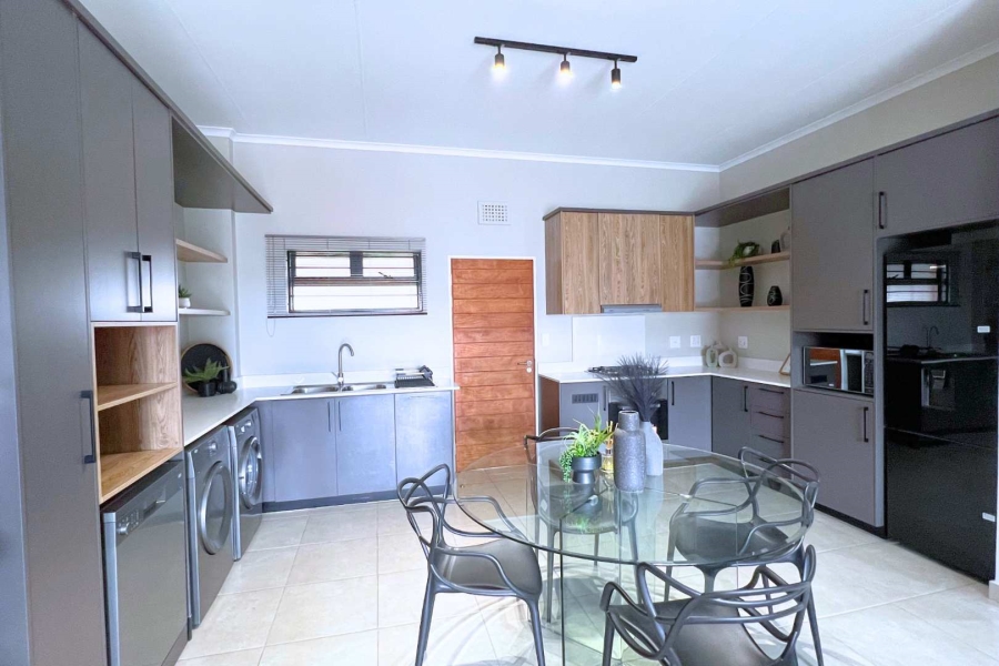 2 Bedroom Property for Sale in Rietvalleirand Gauteng