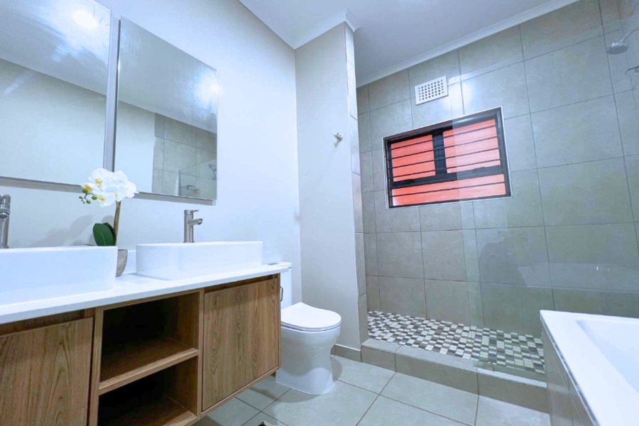 2 Bedroom Property for Sale in Rietvalleirand Gauteng
