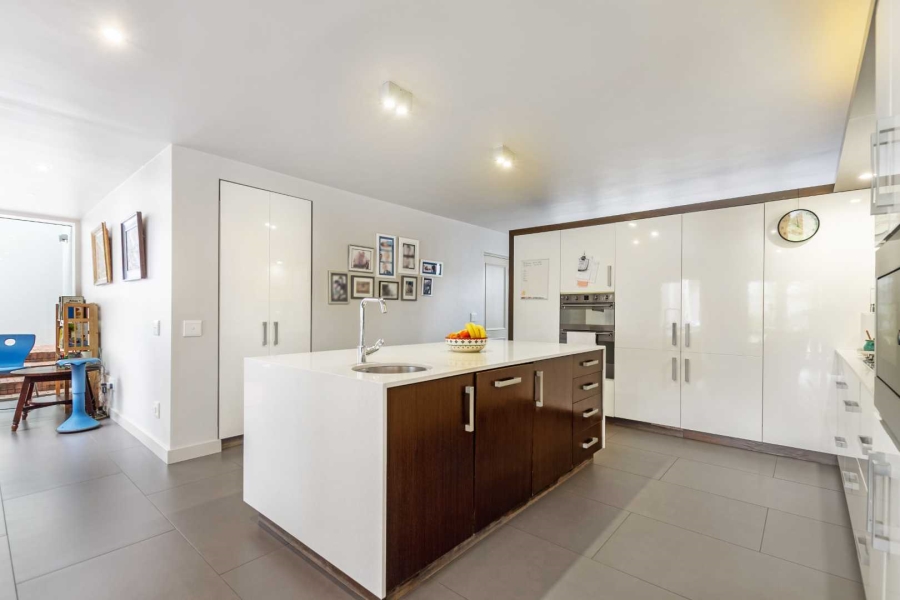 4 Bedroom Property for Sale in Fourways Gardens Gauteng