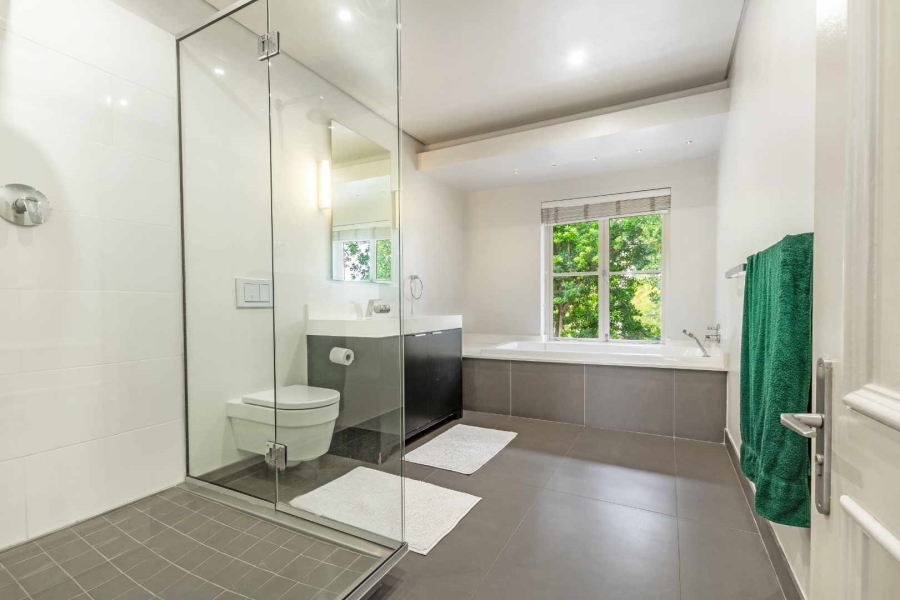 4 Bedroom Property for Sale in Fourways Gardens Gauteng