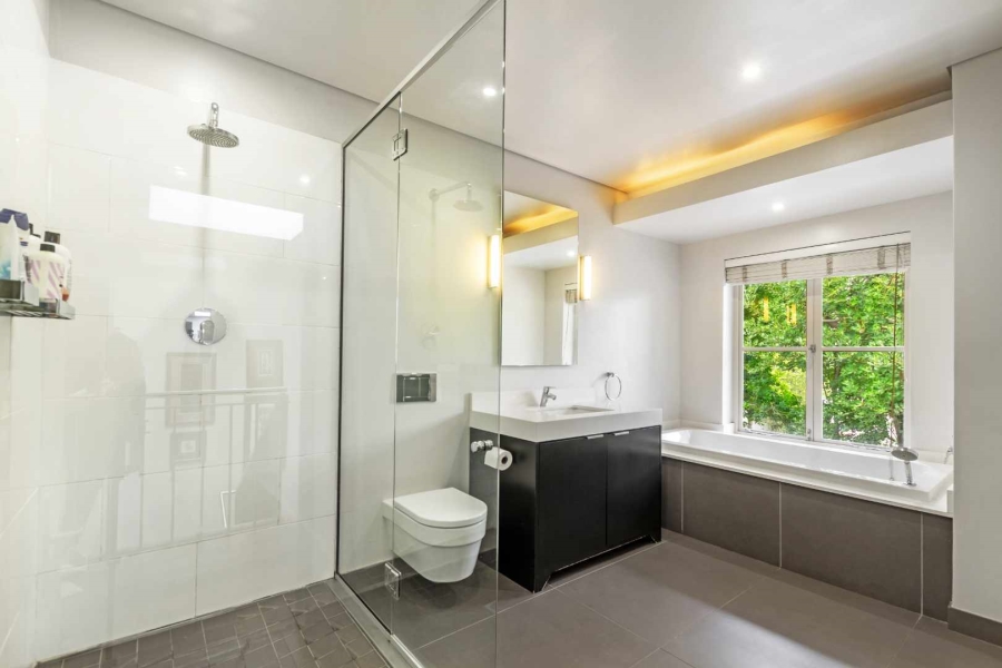 4 Bedroom Property for Sale in Fourways Gardens Gauteng