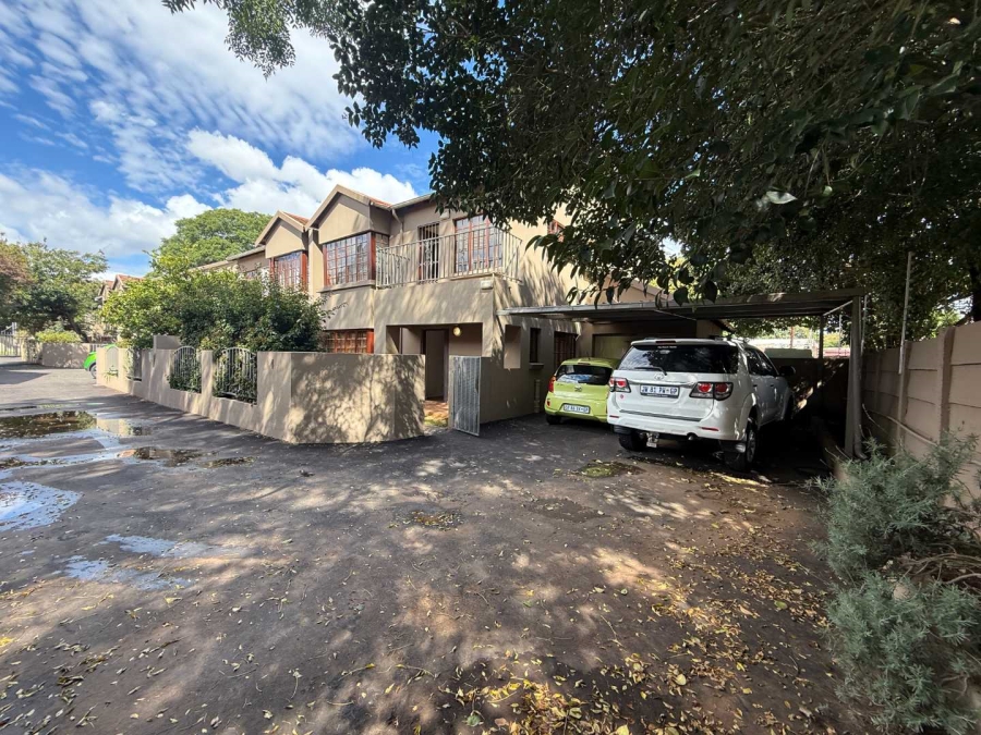 3 Bedroom Property for Sale in Florida Gauteng