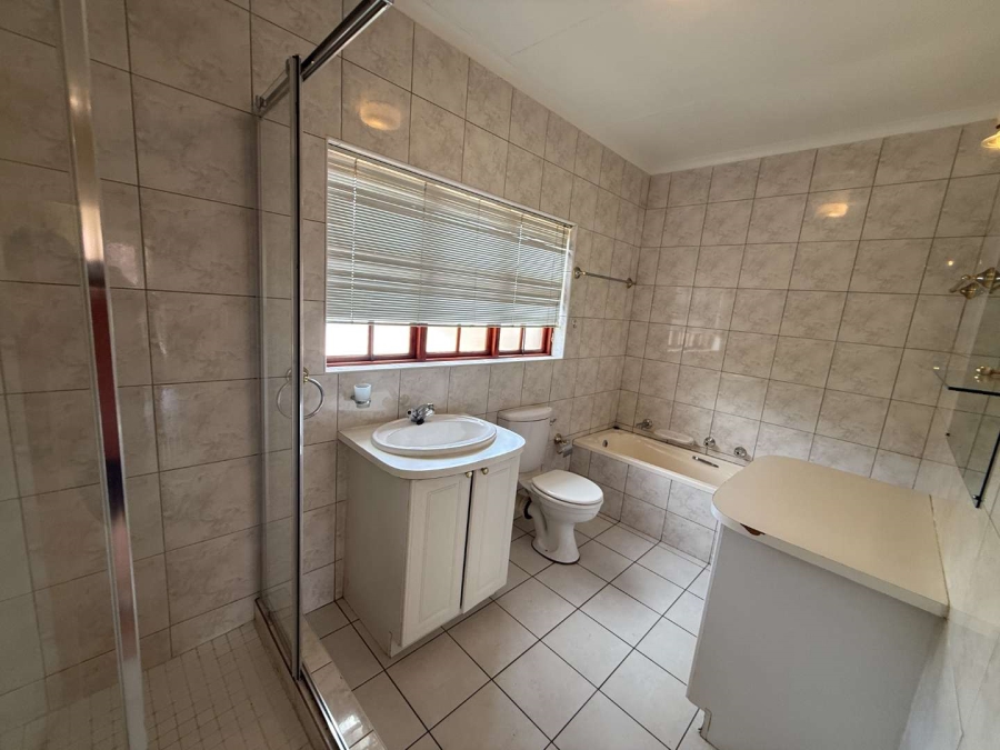 3 Bedroom Property for Sale in Florida Gauteng