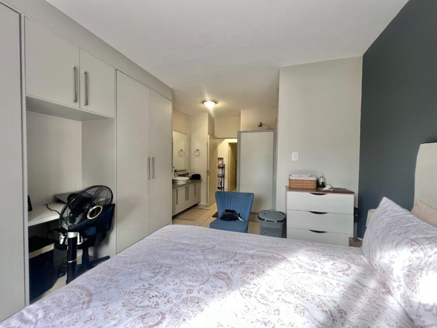 2 Bedroom Property for Sale in Rivonia Gauteng