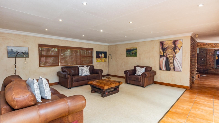 4 Bedroom Property for Sale in Ruimsig Gauteng
