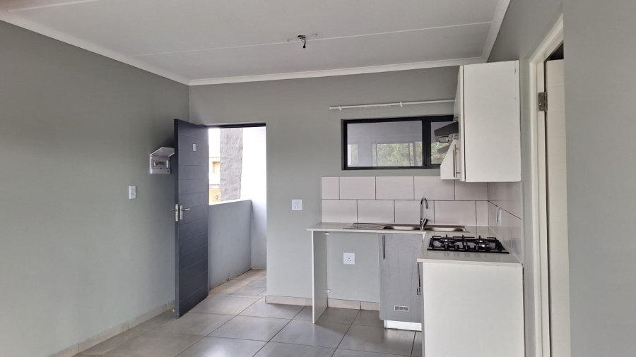 To Let 1 Bedroom Property for Rent in Ferndale Gauteng