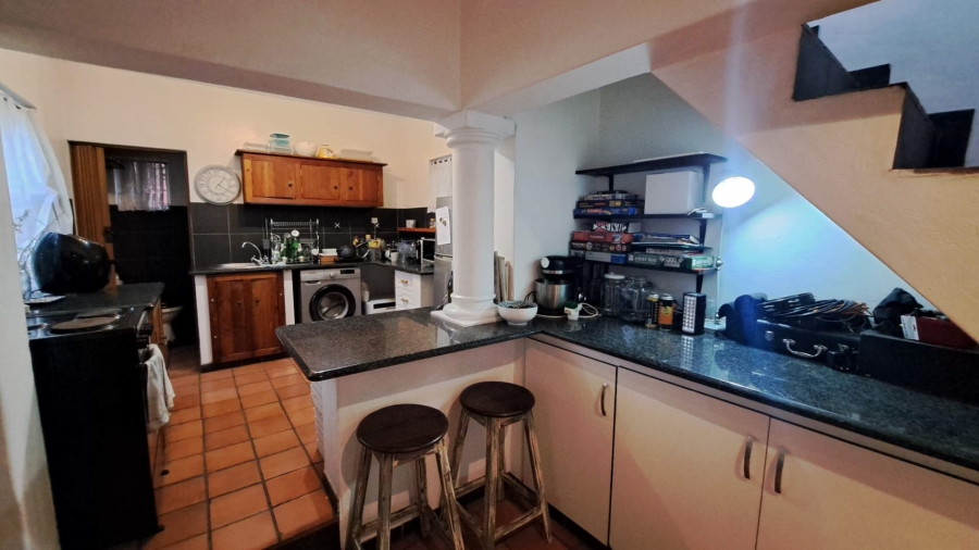 To Let 1 Bedroom Property for Rent in Robindale Gauteng